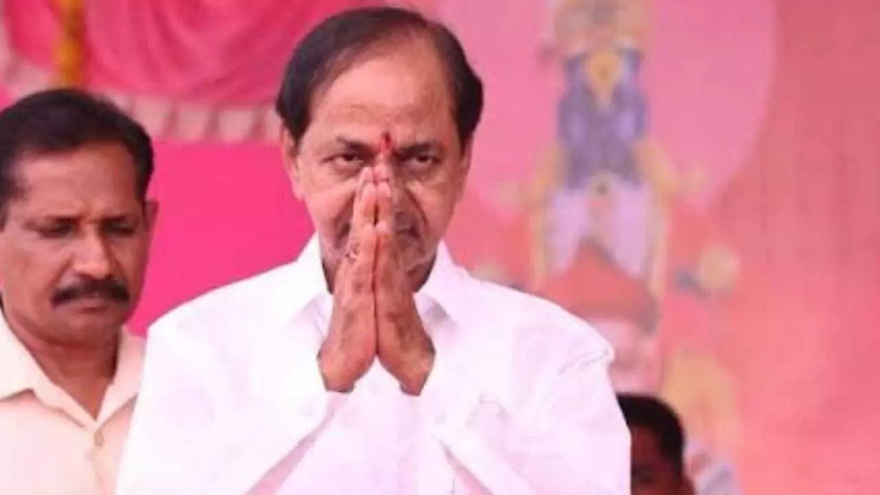 TS : రంగంలోకి కేసీఆర్.. రేపటి నుంచి జిల్లాల పర్యటన TS : రంగంలోకి కేసీఆర్.. రేపటి నుంచి జిల్లాల పర్యటన