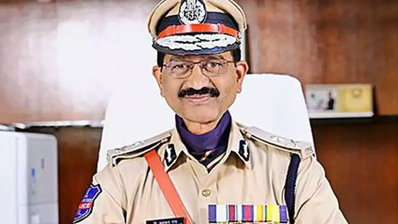 TS : ట్యాపింగ్ ప్రభాకర్ రావు యాక్షన్ ప్లాన్ ఇదే