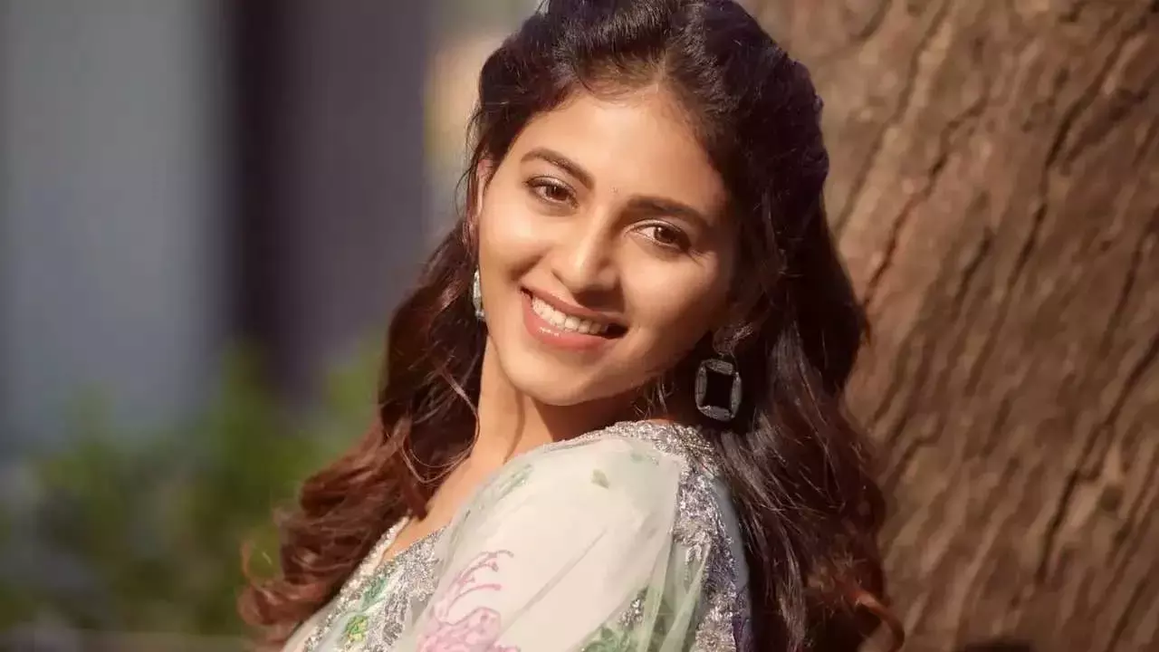 Actress Anjali : ఇప్పటికే నాకు నాలుగు సార్లు పెళ్లి చేశారు : అంజలి Actress Anjali : ఇప్పటికే నాకు నాలుగు సార్లు పెళ్లి చేశారు : అంజలి
