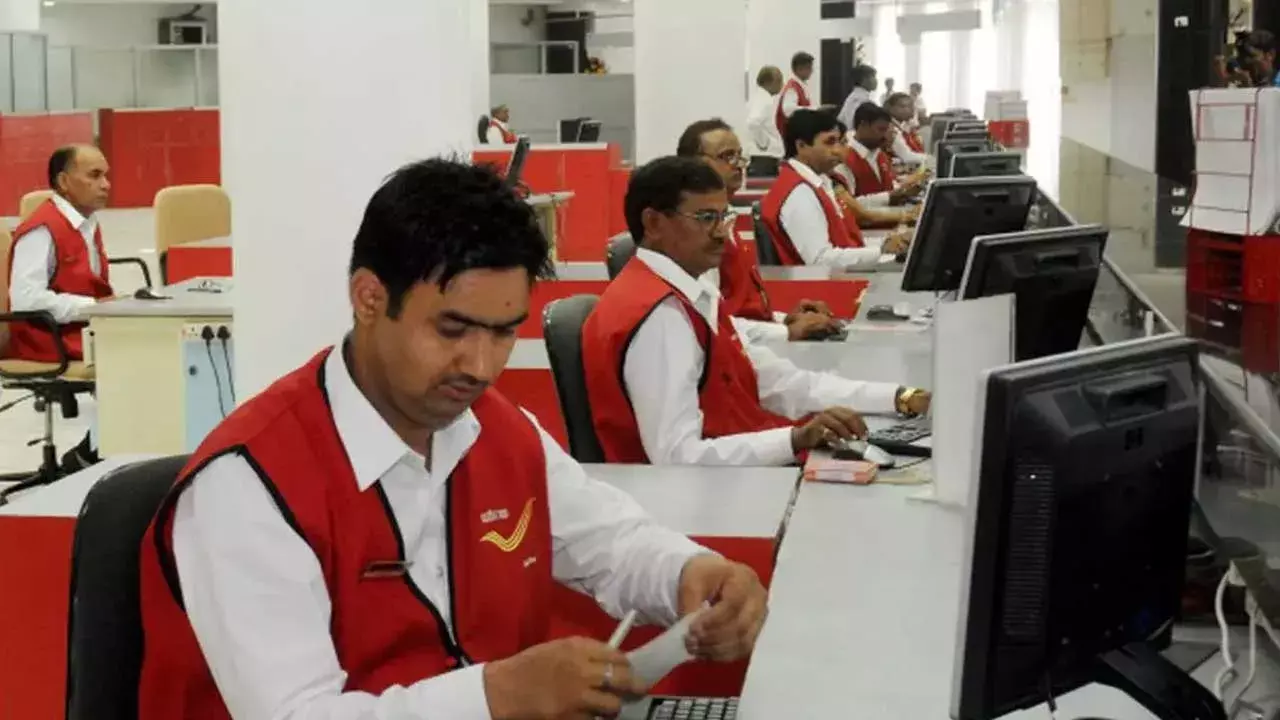 Post Office : పోస్టాఫీస్లో పొదుపు చేస్తున్నారా..? కేంద్రం మరో శుభవార్త Post Office : పోస్టాఫీస్లో పొదుపు చేస్తున్నారా..? కేంద్రం మరో శుభవార్త