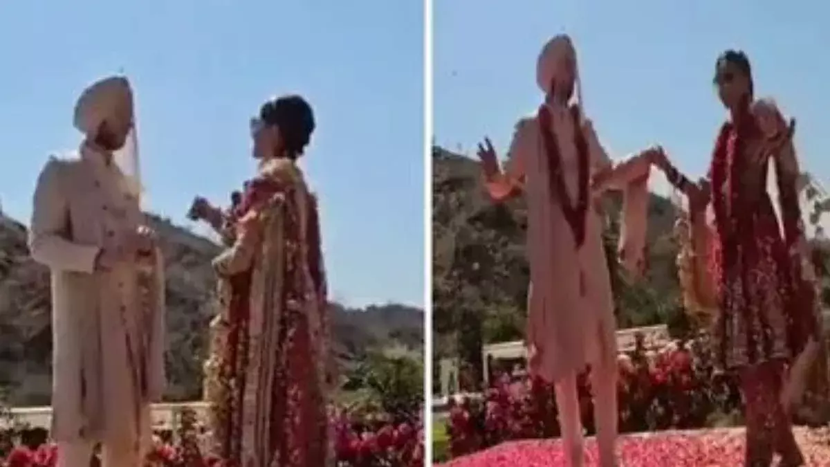 Taapsee Pannu : పెళ్లి కోసం లెహంగా బదులు అనార్కలీ సూట్ ను ఎంచుకున్న నటి