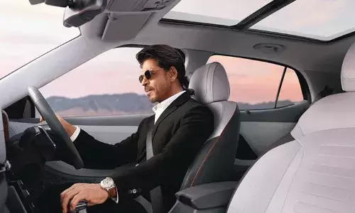 హ్యుందాయ్ కాంపాక్ట్ SUV సెగ్మెంట్లో బెస్ట్ సెల్లర్.. షారుఖ్ లాంచ్ చేసిన వెంటనే పెరిగిన ధరలు.. హ్యుందాయ్ కాంపాక్ట్ SUV సెగ్మెంట్లో బెస్ట్ సెల్లర్.. షారుఖ్ లాంచ్ చేసిన వెంటనే పెరిగిన ధరలు..