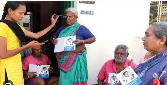 YCP SHOCK: వైసీపీ నేతలకు వాలంటీర్ల షాక్‌