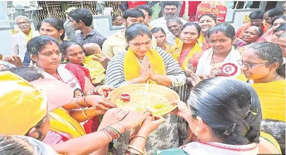 AP: ఓట్ల వేట ముమ్మరం చేసిన కూటమి అభ్యర్థులు AP: ఓట్ల వేట ముమ్మరం చేసిన కూటమి అభ్యర్థులు