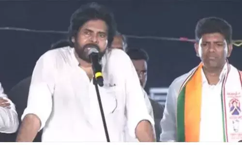 PAWAN: ఎన్నికలొస్తే చాలు జగన్కు గాయం అవుతుంది PAWAN: ఎన్నికలొస్తే చాలు జగన్కు గాయం అవుతుంది