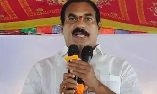 AP: వైసీపీ ఎమ్మెల్సీకి జైలు శిక్ష పడ్డ కేసు పూర్వపరాలు ఏంటంటే..?