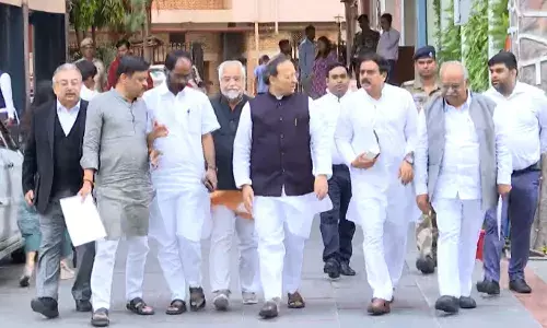 EC: సీఎస్, డీజీపీని బదిలీ చేయండి EC: సీఎస్, డీజీపీని బదిలీ చేయండి