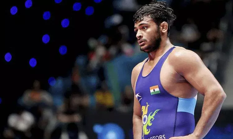 విమానం ఆలస్యం.. ఒలింపిక్ క్వాలిఫయర్స్‌లో పాల్గొనే అవకాశాన్ని కోల్పోయిన భారతీయ రెజ్లర్లు