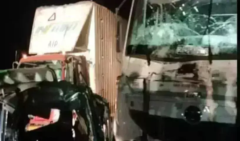 Road Accident : రాజస్థాన్లో ఘోర రోడ్డు ప్రమాదం Road Accident : రాజస్థాన్లో ఘోర రోడ్డు ప్రమాదం