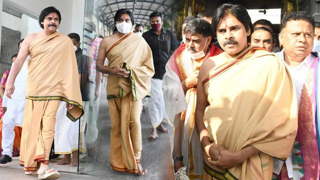 AP : తిరుమలలో అన్యమత ప్రచారం.. పవన్ కీలక వ్యాఖ్యలు AP : తిరుమలలో అన్యమత ప్రచారం.. పవన్ కీలక వ్యాఖ్యలు