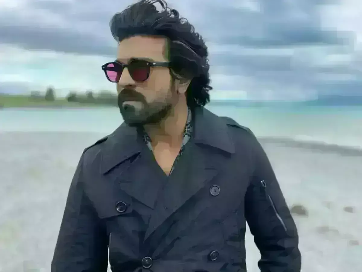 Ram Charan : భారీగా పెరిగిన మెగా పవర్ స్టార్ రెమ్యునరేషన్ Ram Charan : భారీగా పెరిగిన మెగా పవర్ స్టార్ రెమ్యునరేషన్