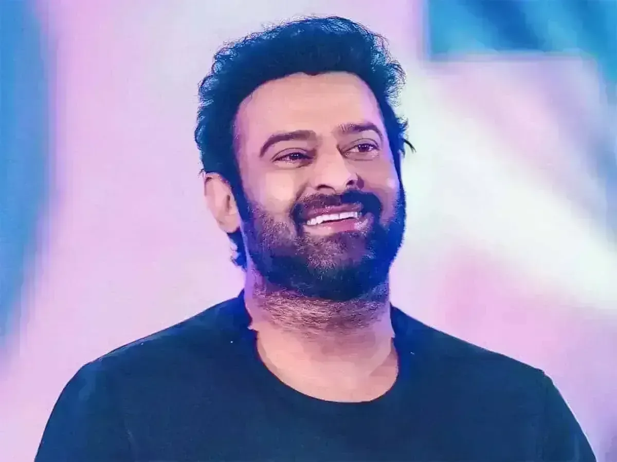 LB Stadium : టాలీవుడ్ లోనే పెద్ద ఈవెంట్.. రూ.35లక్షలు డొనేట్ చేసిన ప్రభాస్ LB Stadium : టాలీవుడ్ లోనే పెద్ద ఈవెంట్.. రూ.35లక్షలు డొనేట్ చేసిన ప్రభాస్