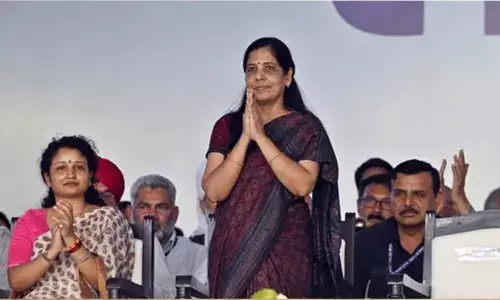 లోక్సభ ఎన్నికల ప్రచారంలో సునీతా కేజ్రీవాల్.. లోక్సభ ఎన్నికల ప్రచారంలో సునీతా కేజ్రీవాల్..