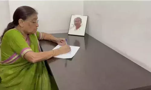 VIVEKA WIFE: జగన్‌... నీకు ఇది ధర్మమా..?