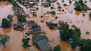 Brazil Rains : బ్రెజిల్లో వర్ష బీభత్సం..కొండచరియలు విరిగిపడి 37మంది మృతి Brazil Rains : బ్రెజిల్లో వర్ష బీభత్సం..కొండచరియలు విరిగిపడి 37మంది మృతి