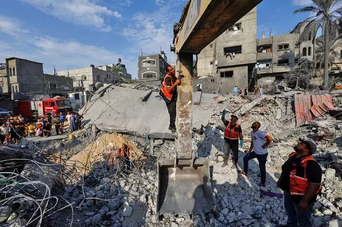 Israel Hamas: హమాస్ ‘వెస్ట్బ్యాంక్’ కమాండర్ హతం Israel Hamas: హమాస్ ‘వెస్ట్బ్యాంక్’ కమాండర్ హతం