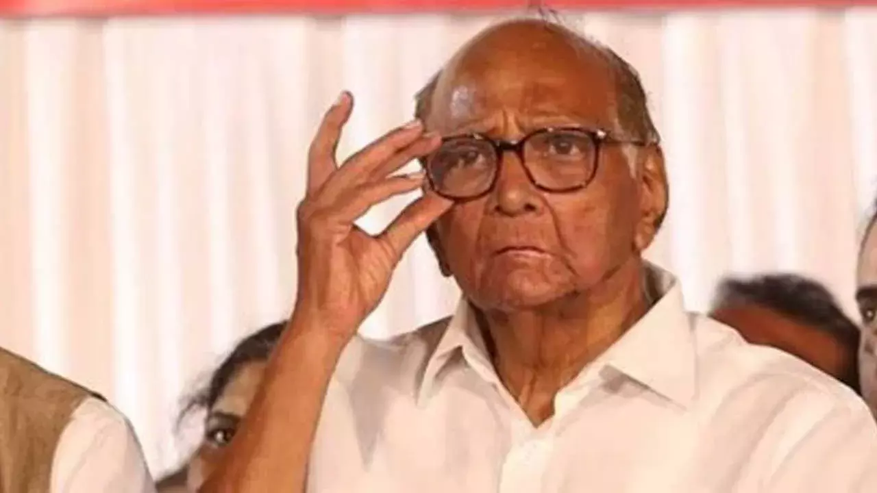 Sharad Pawar : శరద్ పవార్కు అస్వస్థత.. ప్రచారానికి దూరం Sharad Pawar : శరద్ పవార్కు అస్వస్థత.. ప్రచారానికి దూరం