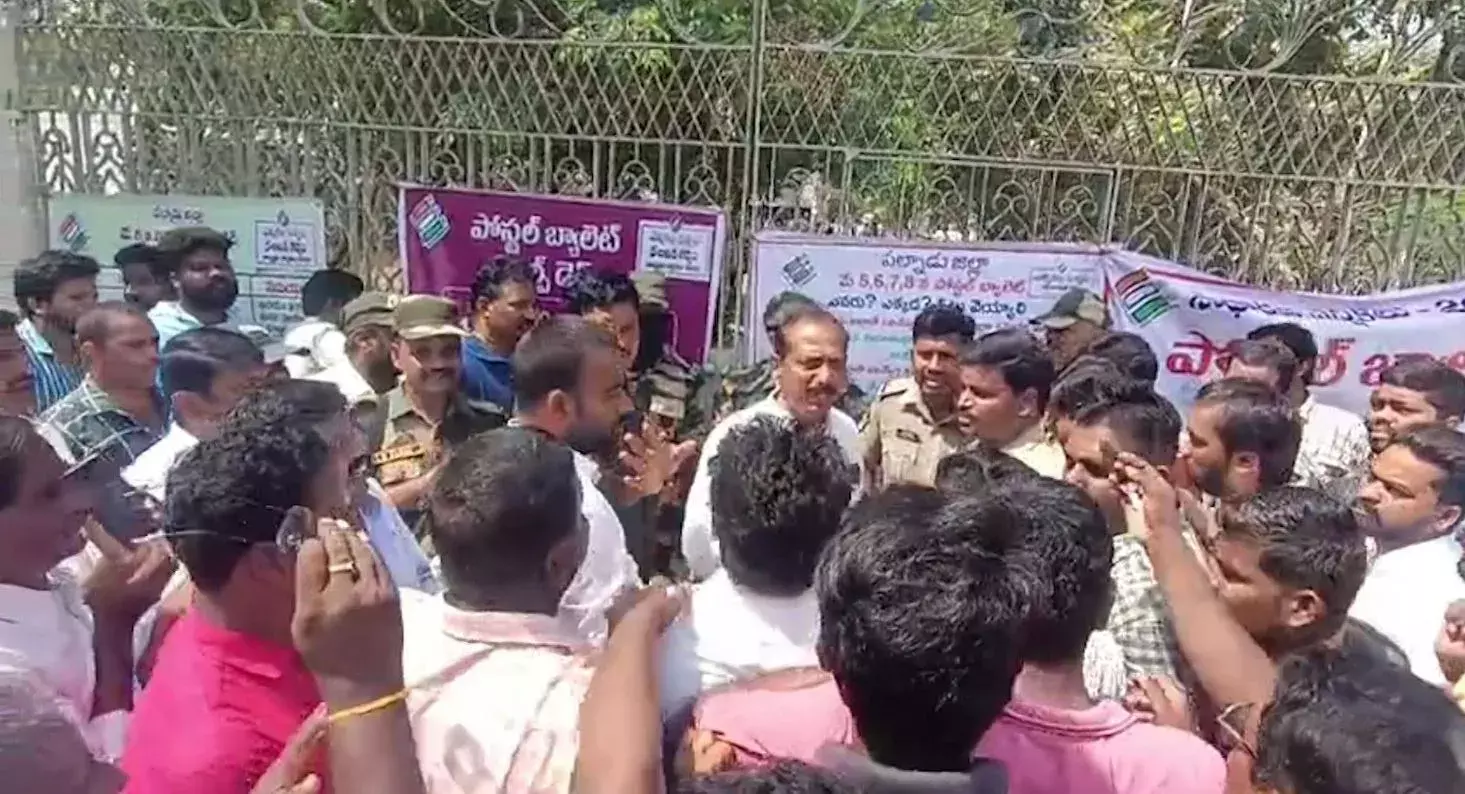 AP: ఏపీలో ఉద్యోగులకు పోస్టల్‌ బ్యాలెట్‌ తిప్పలు