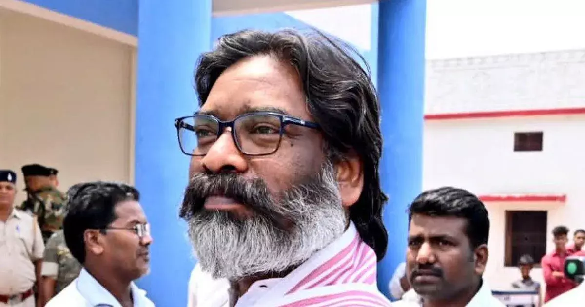 Hemant Soren: సుప్రీంకోర్టుకు హేమంత్ సొరేన్ Hemant Soren: సుప్రీంకోర్టుకు హేమంత్ సొరేన్