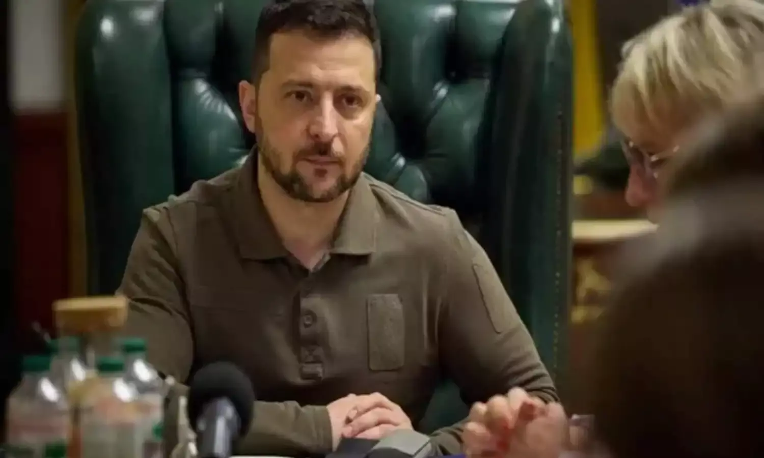 Zelenskyy: రష్యా వాంటెడ్ లిస్ట్లో జెలెన్స్కీ Zelenskyy: రష్యా వాంటెడ్ లిస్ట్లో జెలెన్స్కీ
