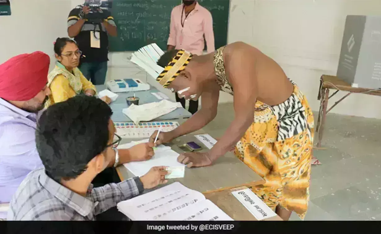 Jambur: గుజరాత్‌లోని మినీ ఆఫ్రికా గ్రామంలో ఉత్సాహంగా పోలింగ్‌