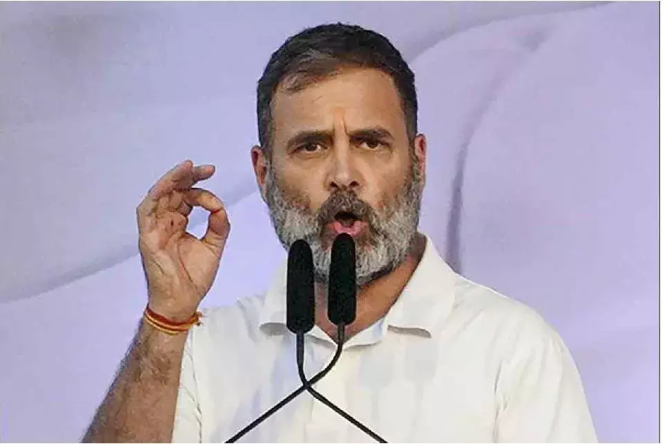 RAHUL: బిలియనీర్ల చేతిలో మోదీ కీలుబొమ్మ