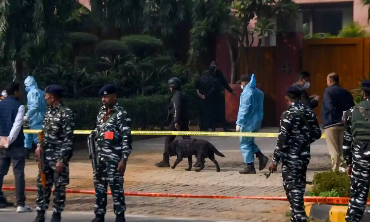 Bomb Threats: ఎన్నికల వేళ దేశంలోని ప్రముఖ విమానాశ్రయాలకు బాంబు బెదిరింపులు
