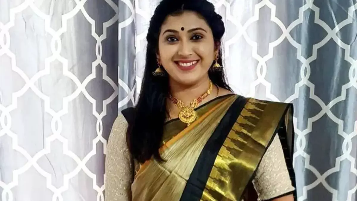 Pavitra Jayaram : కారు ప్రమాదంలో  త్రినయని సీరియల్ నటి మృతి Pavitra Jayaram : కారు ప్రమాదంలో  త్రినయని సీరియల్ నటి మృతి