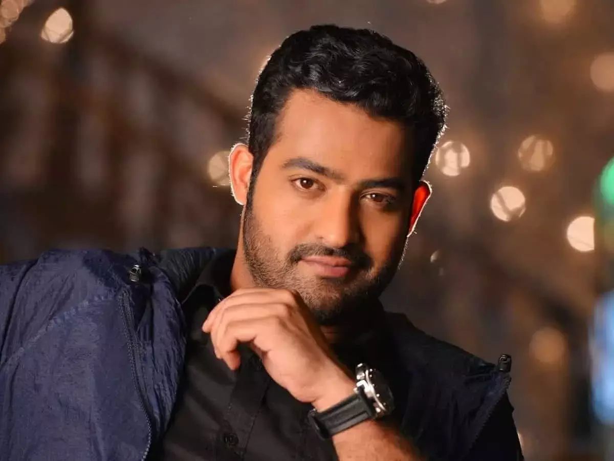 Jr NTR : తారక్ పూర్తిగా బాలీవుడ్ కి షిఫ్ట్ అవుతున్నారా? Jr NTR : తారక్ పూర్తిగా బాలీవుడ్ కి షిఫ్ట్ అవుతున్నారా?