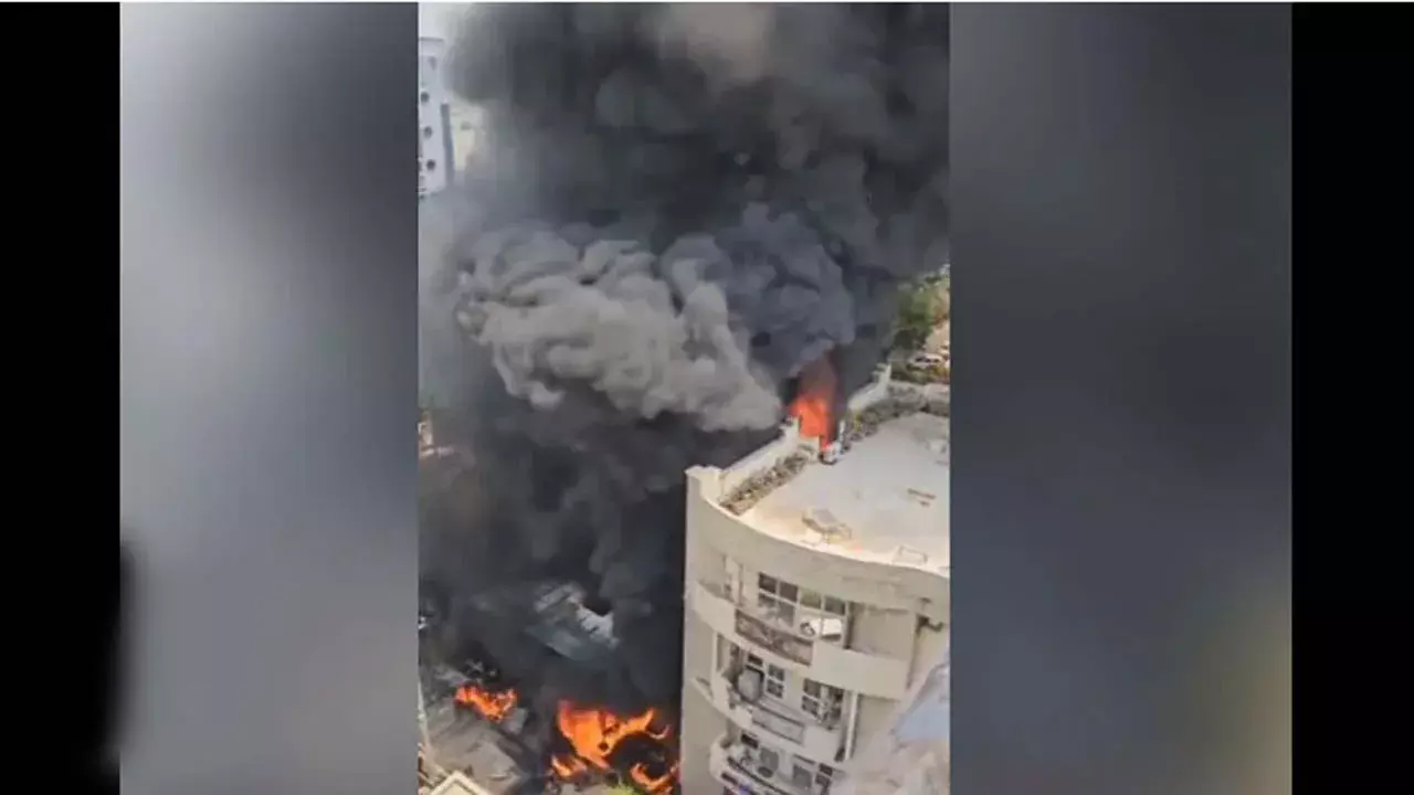 UP fire: ఘజియాబాద్‌లో పేలిన జనరేటర్