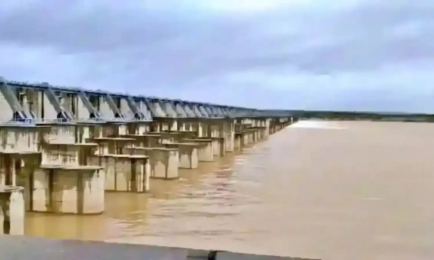 Kaleshwaram: తాత్కాలిక మరమ్మతులు ప్రారంభం
