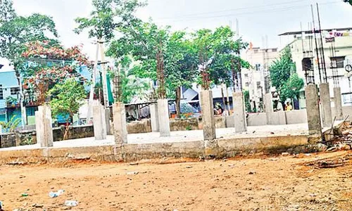 AP: ఎక్కడికక్కడ నిలిచిపోయిన నాడు-నేడు పనులు AP: ఎక్కడికక్కడ నిలిచిపోయిన నాడు-నేడు పనులు