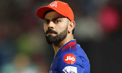 విరాట్ కోహ్లీ భద్రతకు ముప్పు.. RCB ప్రాక్టీస్ సెషన్ రద్దు విరాట్ కోహ్లీ భద్రతకు ముప్పు.. RCB ప్రాక్టీస్ సెషన్ రద్దు