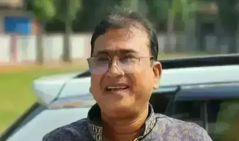 MP murder case : హనీ ట్రాప్తో రప్పించి.. చర్మం ఒలిచి.. శరీరాన్ని ముక్కలు చేసి MP murder case : హనీ ట్రాప్తో రప్పించి.. చర్మం ఒలిచి.. శరీరాన్ని ముక్కలు చేసి