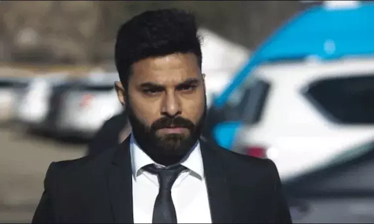 16 మంది హాకీ ఆటగాళ్ల మృతికి కారణమైనా భారత సంతతి వ్యక్తి.. దేశం నుంచి బహిష్కరించిన కెనడా 16 మంది హాకీ ఆటగాళ్ల మృతికి కారణమైనా భారత సంతతి వ్యక్తి.. దేశం నుంచి బహిష్కరించిన కెనడా