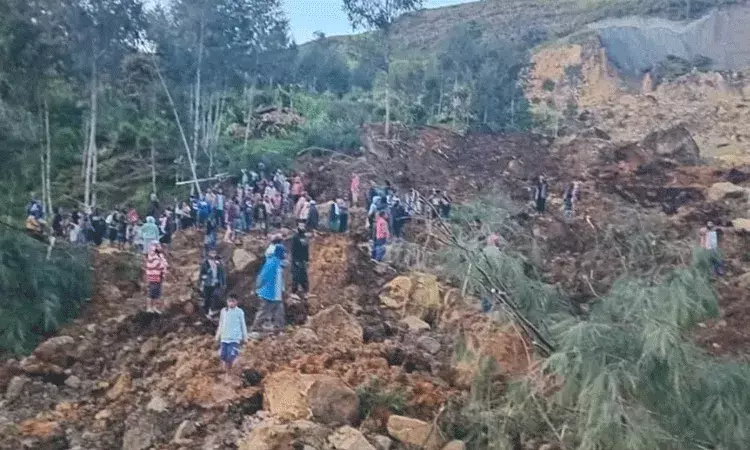 పపువా న్యూ గినియాలో భారీగా విరిగి పడిన కొండచరియలు.. 100 మందికి పైగా మృతి పపువా న్యూ గినియాలో భారీగా విరిగి పడిన కొండచరియలు.. 100 మందికి పైగా మృతి