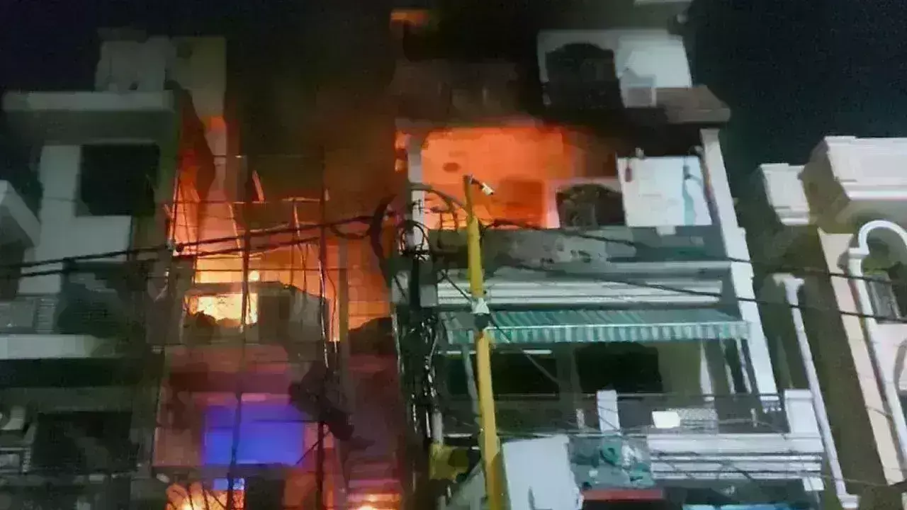 Delhi: బేబీ కేర్ సెంటర్‌లో భారీ అగ్ని ప్రమాదం..