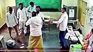 Pinnelli Victims:   పిన్నెల్లికి అరెస్టు నుంచి రక్షణ కల్పించవద్దంటున్న బాధితులు Pinnelli Victims:   పిన్నెల్లికి అరెస్టు నుంచి రక్షణ కల్పించవద్దంటున్న బాధితులు