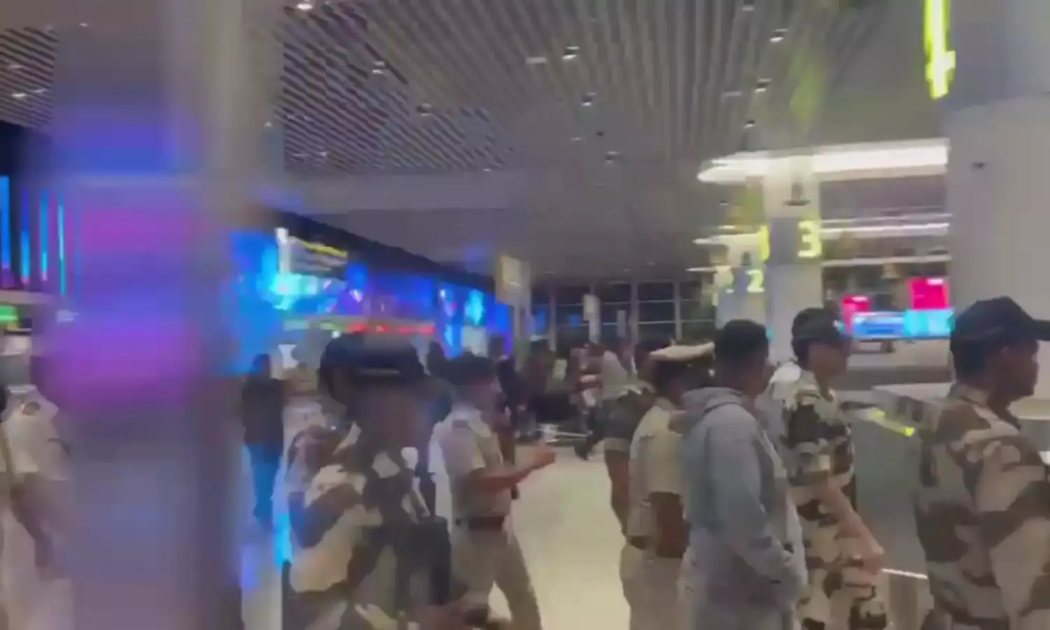 Prajawal Revanna : బెంగుళూరులో  ఎంపీ ప్రజ్వల్ రేవణ్ణ అరెస్ట్