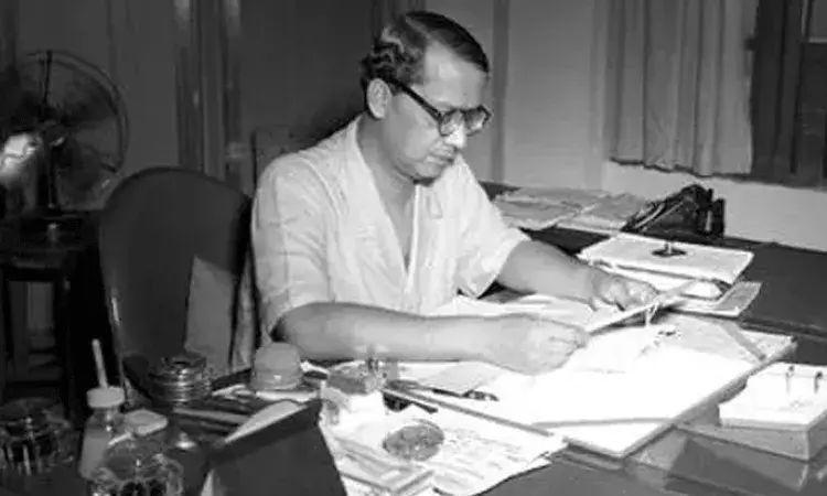 భారతదేశపు మొట్టమొదటి చీఫ్ ఎలక్షన్ కమిషనర్ బయోపిక్.. త్వరలో తెరపైకి భారతదేశపు మొట్టమొదటి చీఫ్ ఎలక్షన్ కమిషనర్ బయోపిక్.. త్వరలో తెరపైకి