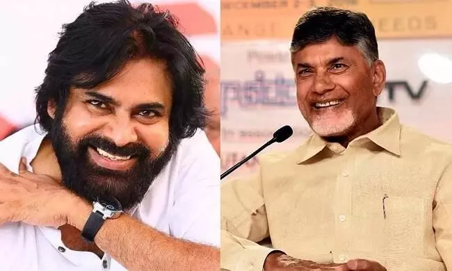 AP: భారీ మెజార్టీ దిశగా పవన్.. చంద్రబాబు AP: భారీ మెజార్టీ దిశగా పవన్.. చంద్రబాబు