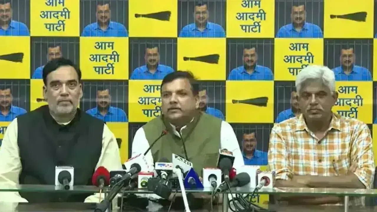 Gopal Rai: వచ్చే ఎన్నికల్లో కాంగ్రెస్ తో పొత్తు ఉండదు - స్పష్టం చేసిన  ఆప్ మంత్రి Gopal Rai: వచ్చే ఎన్నికల్లో కాంగ్రెస్ తో పొత్తు ఉండదు - స్పష్టం చేసిన  ఆప్ మంత్రి