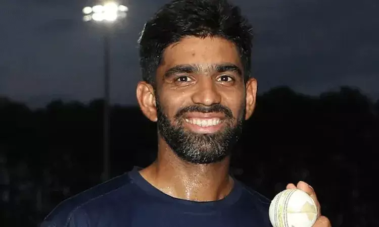 సూపర్ ఓవర్ హీరోగా మారిన సాఫ్ట్వేర్ ఇంజనీర్.. ఎవరీ సౌరభ్ నేత్రవల్కర్ సూపర్ ఓవర్ హీరోగా మారిన సాఫ్ట్వేర్ ఇంజనీర్.. ఎవరీ సౌరభ్ నేత్రవల్కర్