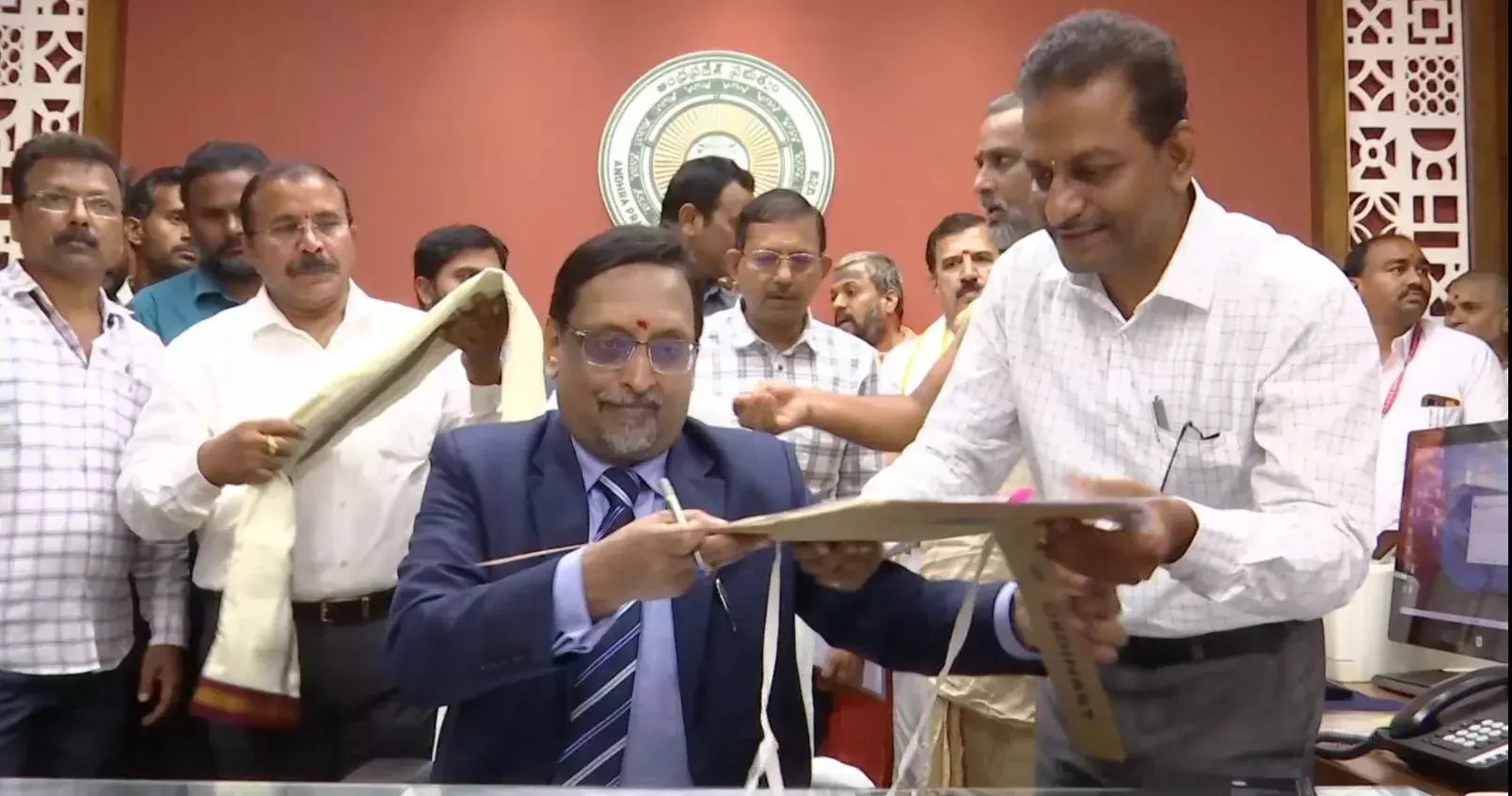 AP: చంద్రబాబు వద్ద పనిచేయడం ఆనందకరం: సీఎస్‌