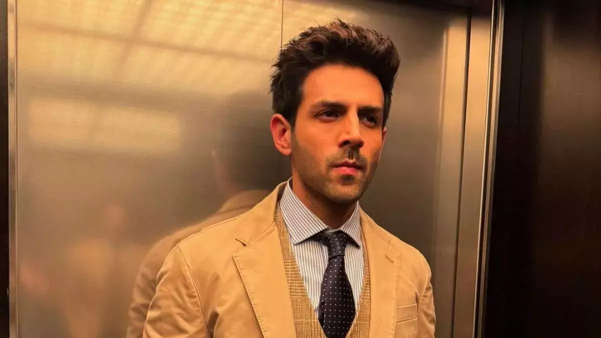 Chandu Champion: కార్తీక్ ఆర్యన్ డ్రాస్టిక్ ట్రాన్స్ఫర్మేషన్ కు ఫిదా అవుతోన్న ఫ్యాన్స్ Chandu Champion: కార్తీక్ ఆర్యన్ డ్రాస్టిక్ ట్రాన్స్ఫర్మేషన్ కు ఫిదా అవుతోన్న ఫ్యాన్స్