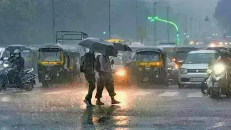 Pune Rains : తొలి వర్షంతోనే సగం మునిగిన పూణె Pune Rains : తొలి వర్షంతోనే సగం మునిగిన పూణె