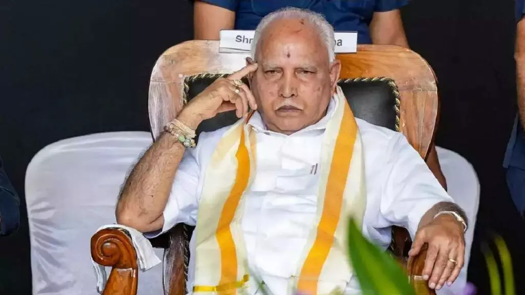 Yediyurappa: పోక్సో కేసులో మాజీ సీఎంకు సీఐడీ నోటీసులు Yediyurappa: పోక్సో కేసులో మాజీ సీఎంకు సీఐడీ నోటీసులు