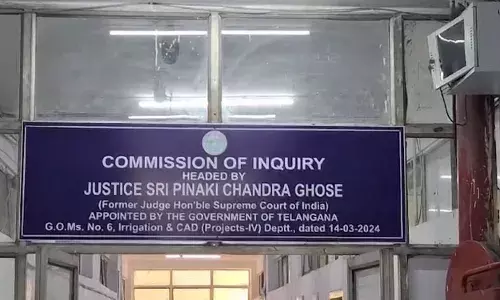 KALESHWARAM: అధిక నీటి నిల్వ వల్లే కాళేశ్వరం బ్యారేజీల్లో సమస్యలు KALESHWARAM: అధిక నీటి నిల్వ వల్లే కాళేశ్వరం బ్యారేజీల్లో సమస్యలు