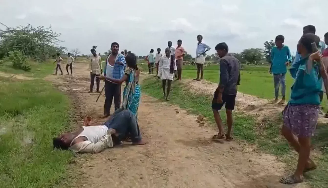 SAD: అన్నదమ్ముల బంధాన్ని ఆవిరి చేసిన ఆస్తి గొడవ SAD: అన్నదమ్ముల బంధాన్ని ఆవిరి చేసిన ఆస్తి గొడవ