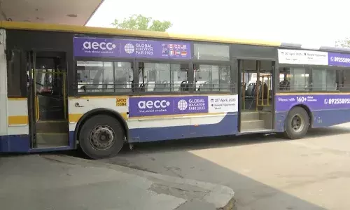 AP: త్వరలోనే మహిళలకు ఉచిత బస్సు ప్రయాణం AP: త్వరలోనే మహిళలకు ఉచిత బస్సు ప్రయాణం